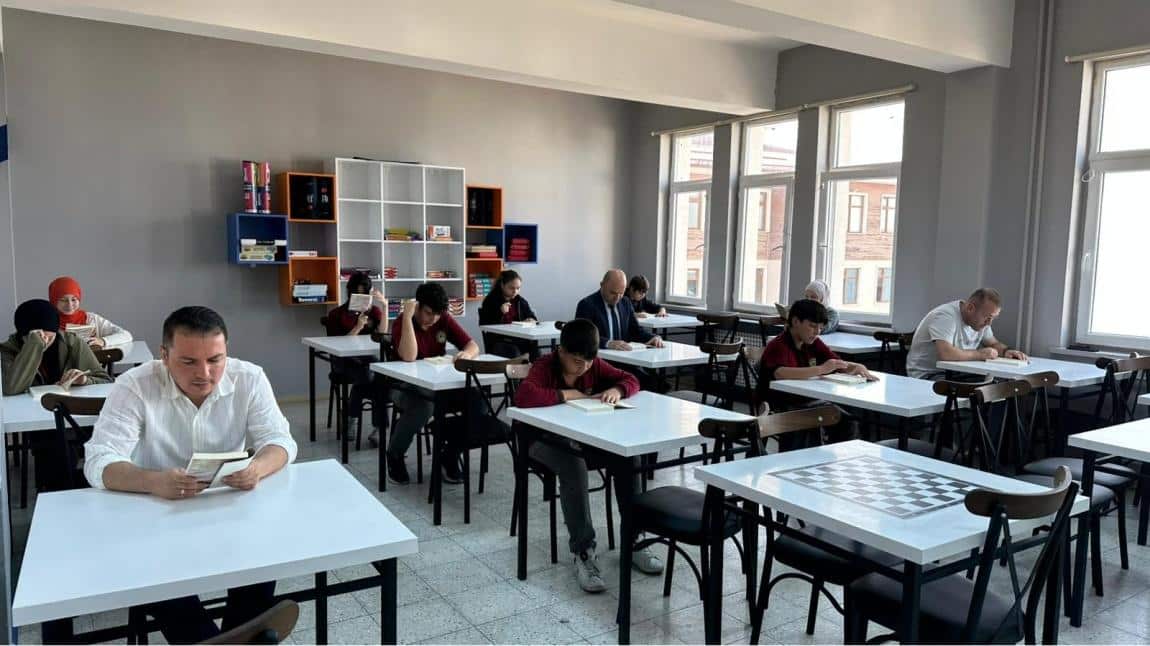 Kitap Okuma Etkinliği
